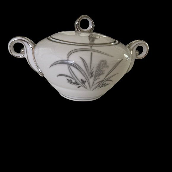 Wentworth China SILVER WHEAT 7514 ETERNA SHAPE Sugar Bowl & Creamer - Picture 4 of 16